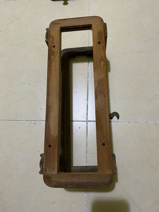 Caja y base máquina coser Singer antigua