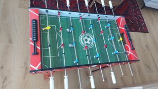 Futbolín grande de madera El Corte Inglés