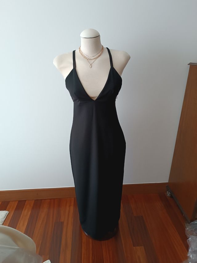 Vestido midi Zara negro