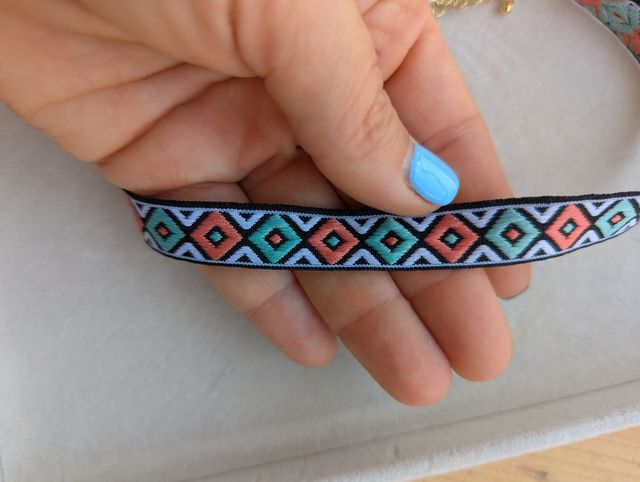 Choker geométrico multicolor