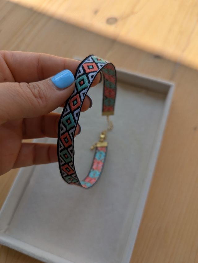 Choker geométrico multicolor