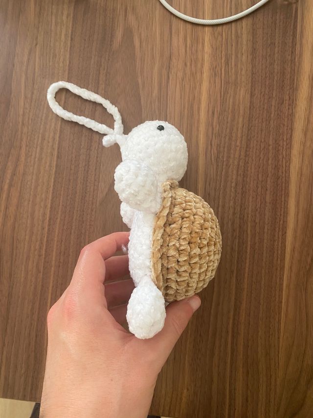 Tortuga amigurumi decorativa