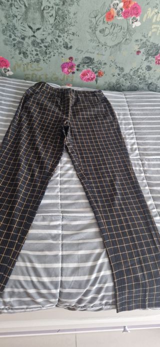 Pantalones cuadros Massimo Dutti