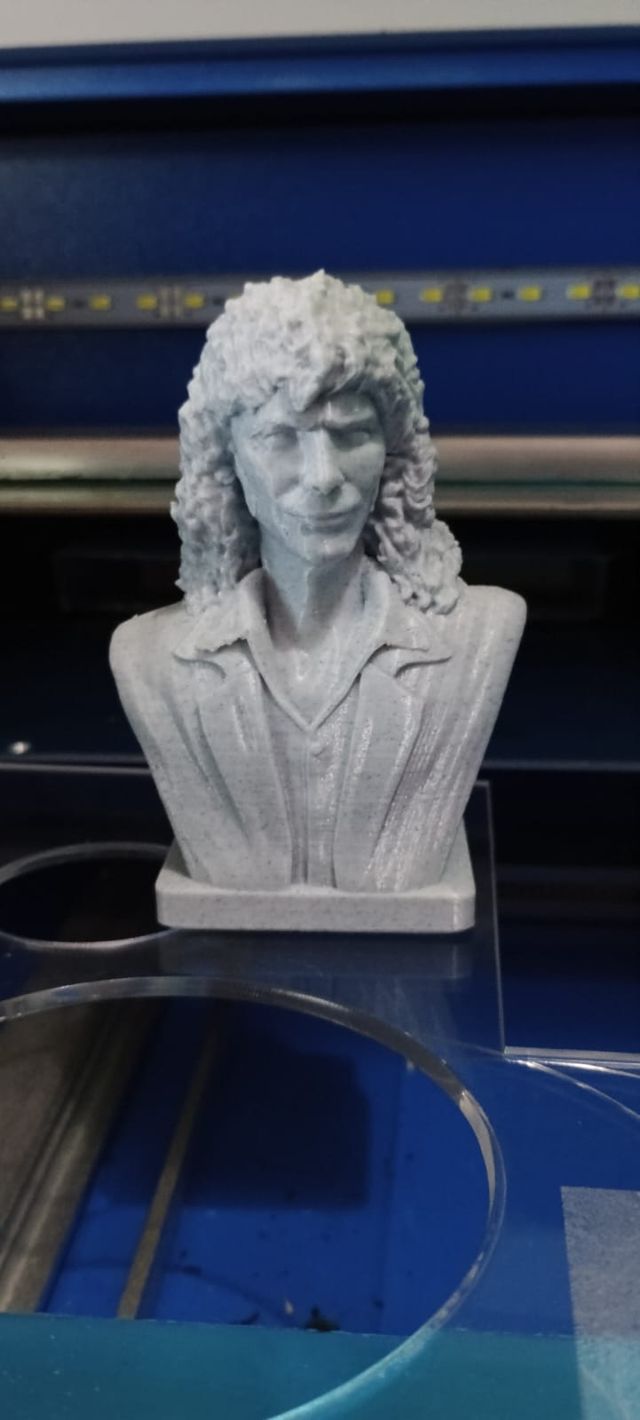 Busto de Camarón de la Isla.