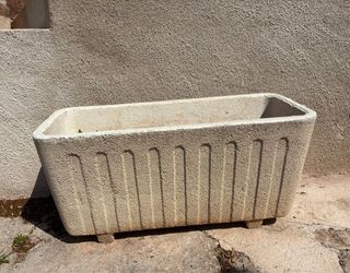 Macetas piedra - Decoración jardín