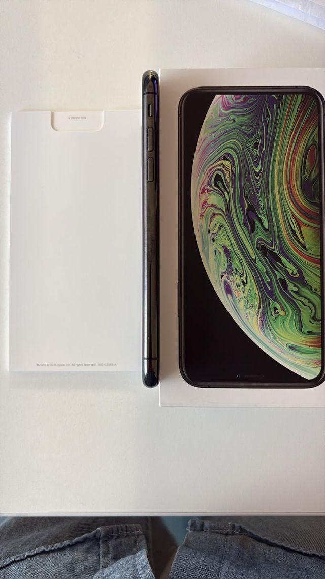 iPhone XS 64GB - Space Gray