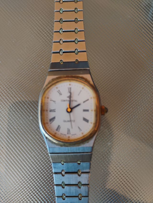 Reloj Continental