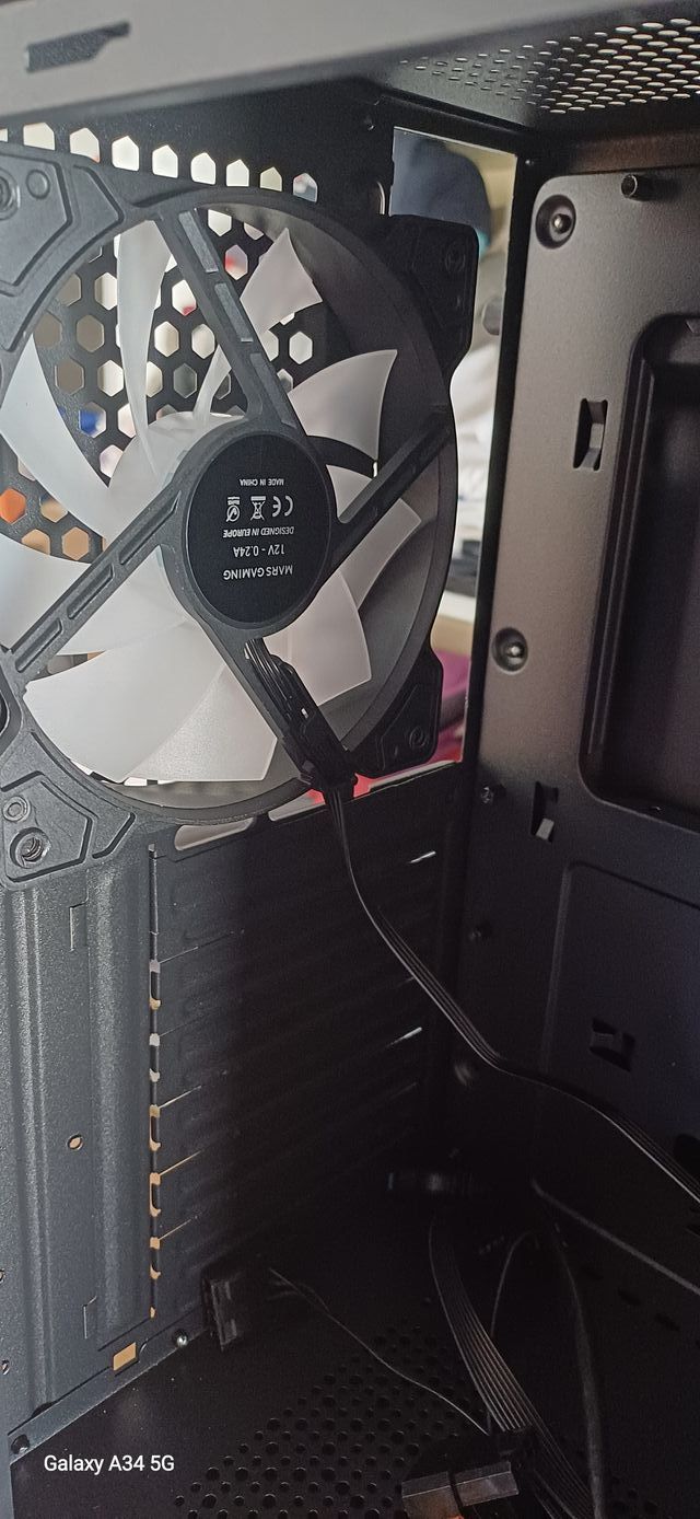 CAJA GAMING MC-X7 + FUENTE DE ALIMENTACION