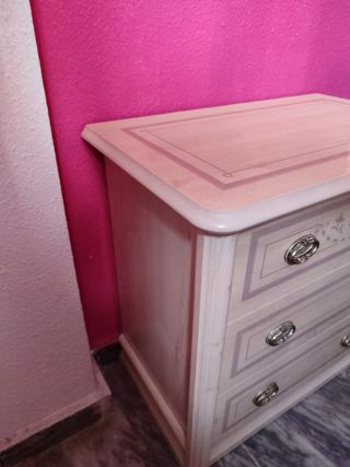 Mesita noche - 3 cajones