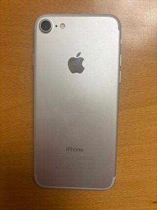 iPhone 7 Silver - Smartphone Apple