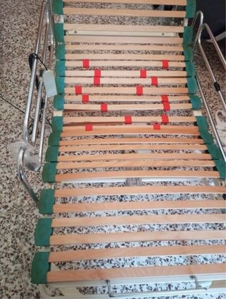 Cama articulada - Metálica y madera