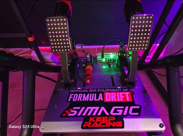 Simagic P2000: Kit vibración