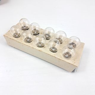 Numero 50 Lampadine Philips 7142 D 6V 24W 0.40 A