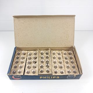 Numero 50 Lampadine Philips 7142 D 6V 24W 0.40 A