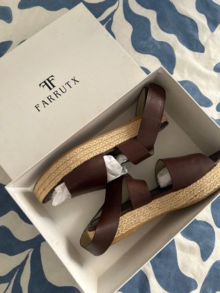 Sandalias FARRUTX marrón, talla 38