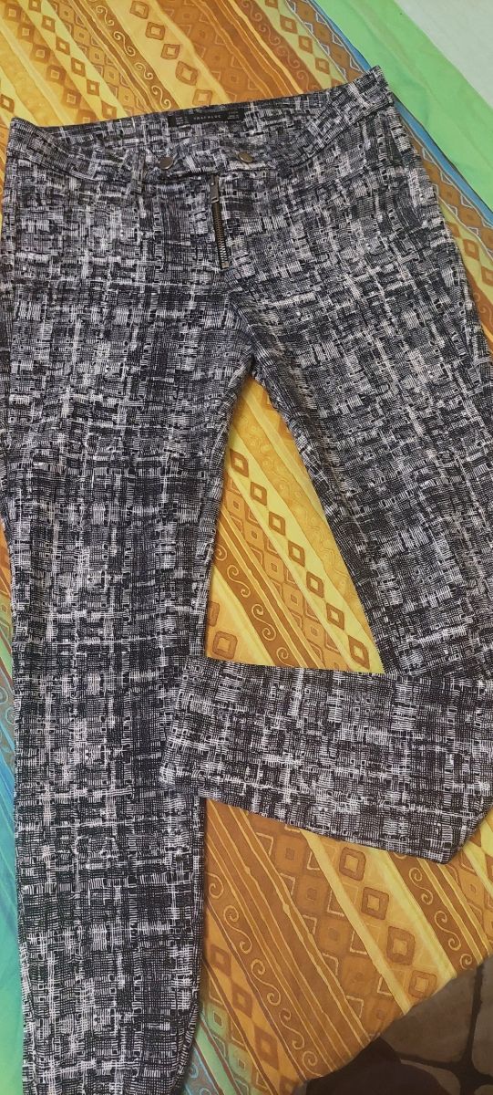 Pantaloni Zara donna Tg.S bianco-nero