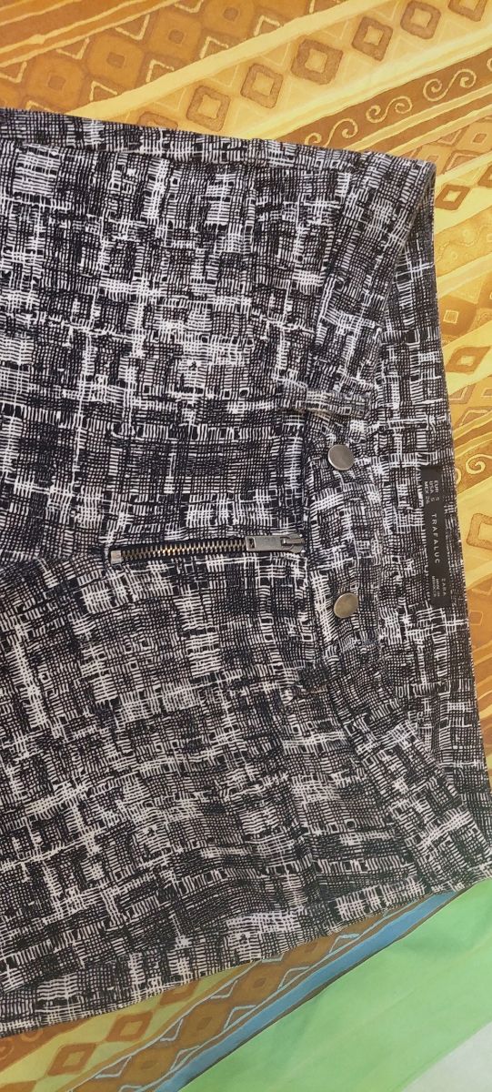 Pantaloni Zara donna Tg.S bianco-nero