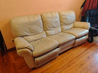 Sofá relax cuero beige 3 plazas