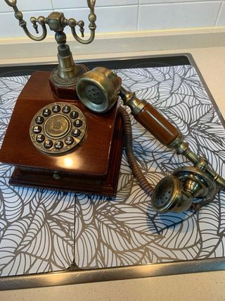 Teléfono vintage decorativo