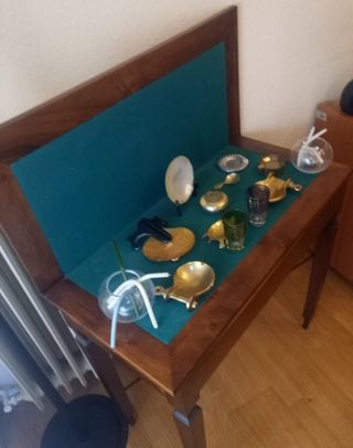 Mesa de juego antigua de madera, desplegable