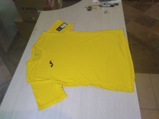 Camiseta Joma roja y amarilla talla M