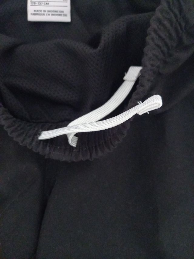 Bañador NIKE niño talla S (128-137cm)