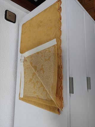 Bando y colcha a juego cama de 90 sin estrenar