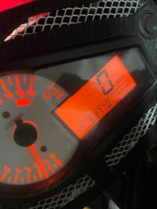 Suzuki GSXR 600 K3 - Moto