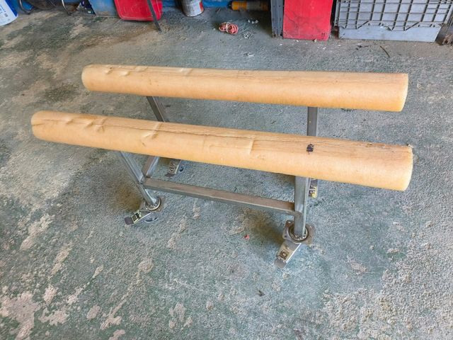 Soporte para moto acuática