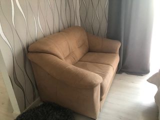 Divano beige a 2 posti - microfibra