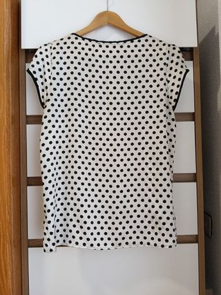 Blusa Zara lunares blanco-negro M