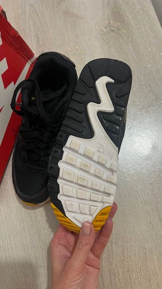 NIKE AIR JORDAN 200E - US 12 (48)