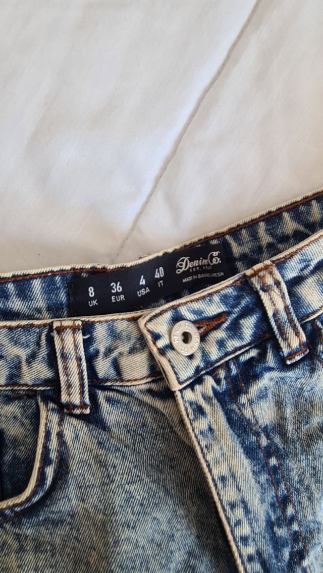 Shorts Stradivarius rotos azules