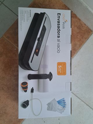 Robot cocina + accesorios + envasadora al vacío