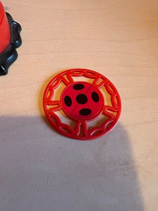 Gioco Ladybug & Tikki Kinder Uovo