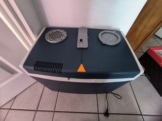 Nevera eléctrica portátil