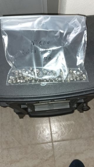 100 Dadi M6 Inox