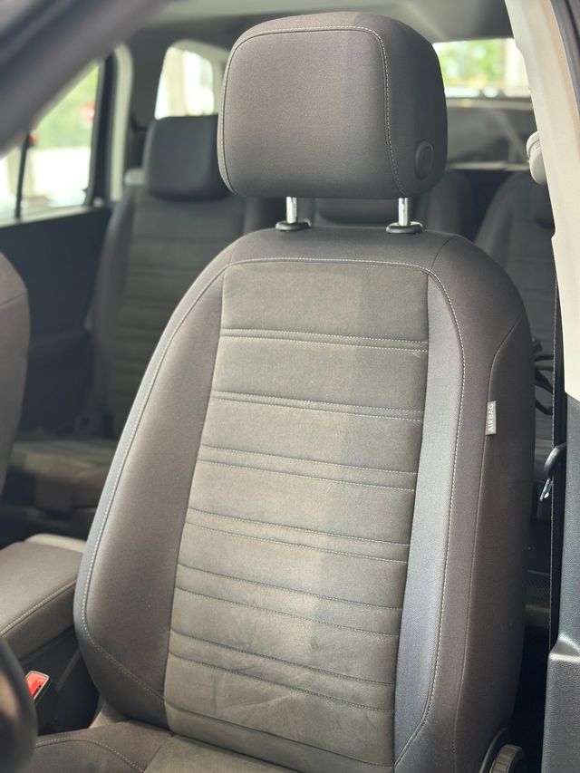 Volkswagen Touran 2.0Tdi 116cv DSG 
