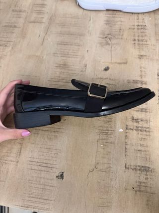 Manoletinas Zara charol negras