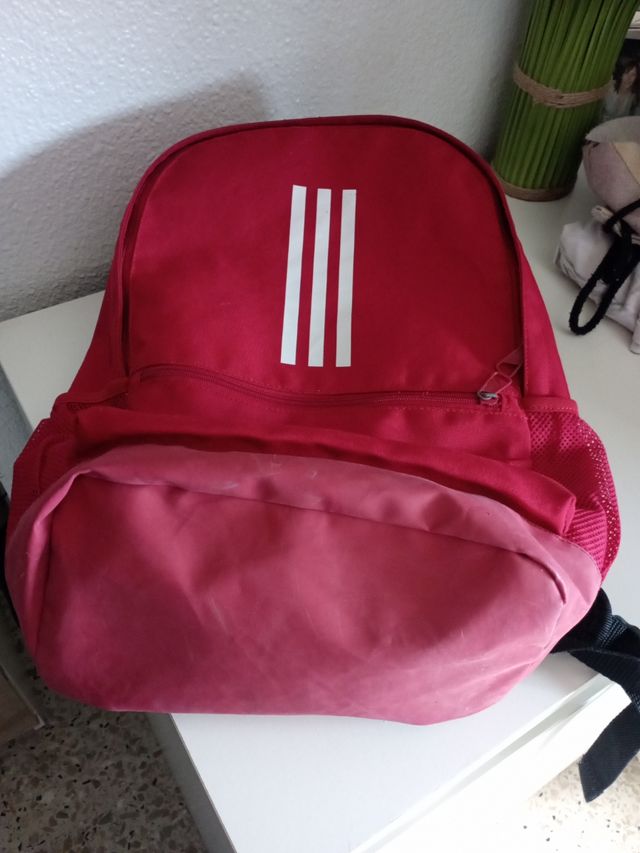 Mochila Adidas roja