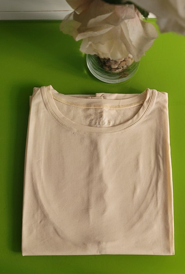 Camiseta deportiva Casall M amarillo mantequilla