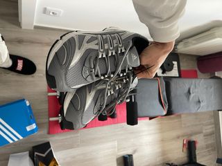 Zapatillas Adidas - Gris Plata