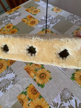 Gioco gattini: tiragraffi triangolare