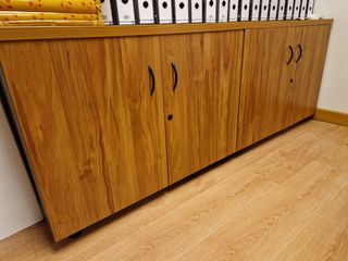 Armario madera 3 puertas c/llave