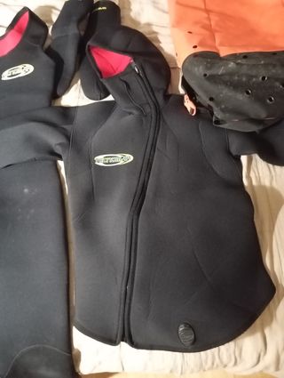 Neopreno Tecnomar: Traje + accesorios.