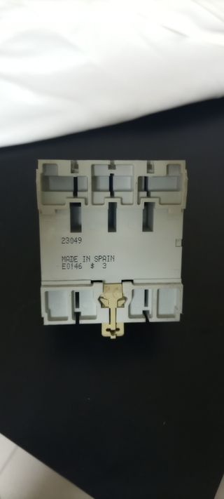 Interruptor Diferencial Merlín Gerin 63A