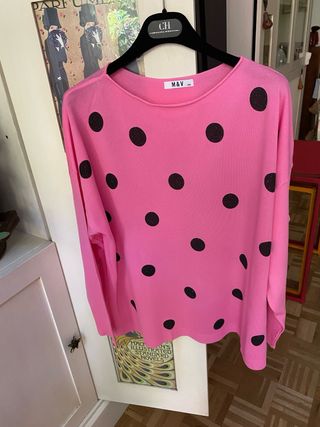 M&V. Jersey entretiempo topos