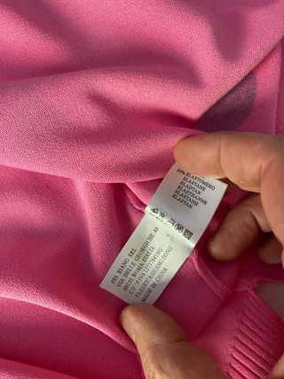 M&V. Jersey entretiempo topos