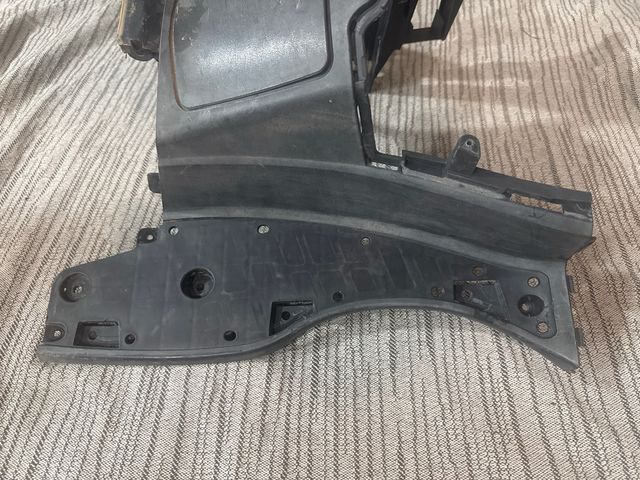 Plastico suelo Suzuki Burgman 125-200cc