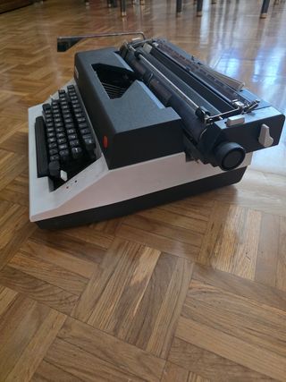 Máquina escribir Olympia